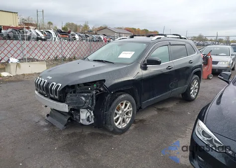 2016 Jeep Cherokee Latitude z USA, uszkodzony, nr VIN 1C4PJMCS2GW120079